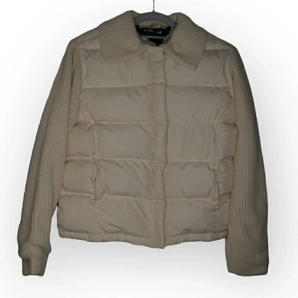 Tommy Hilfiger cream down puffer jacket with knitted sleeves front zip size medi
